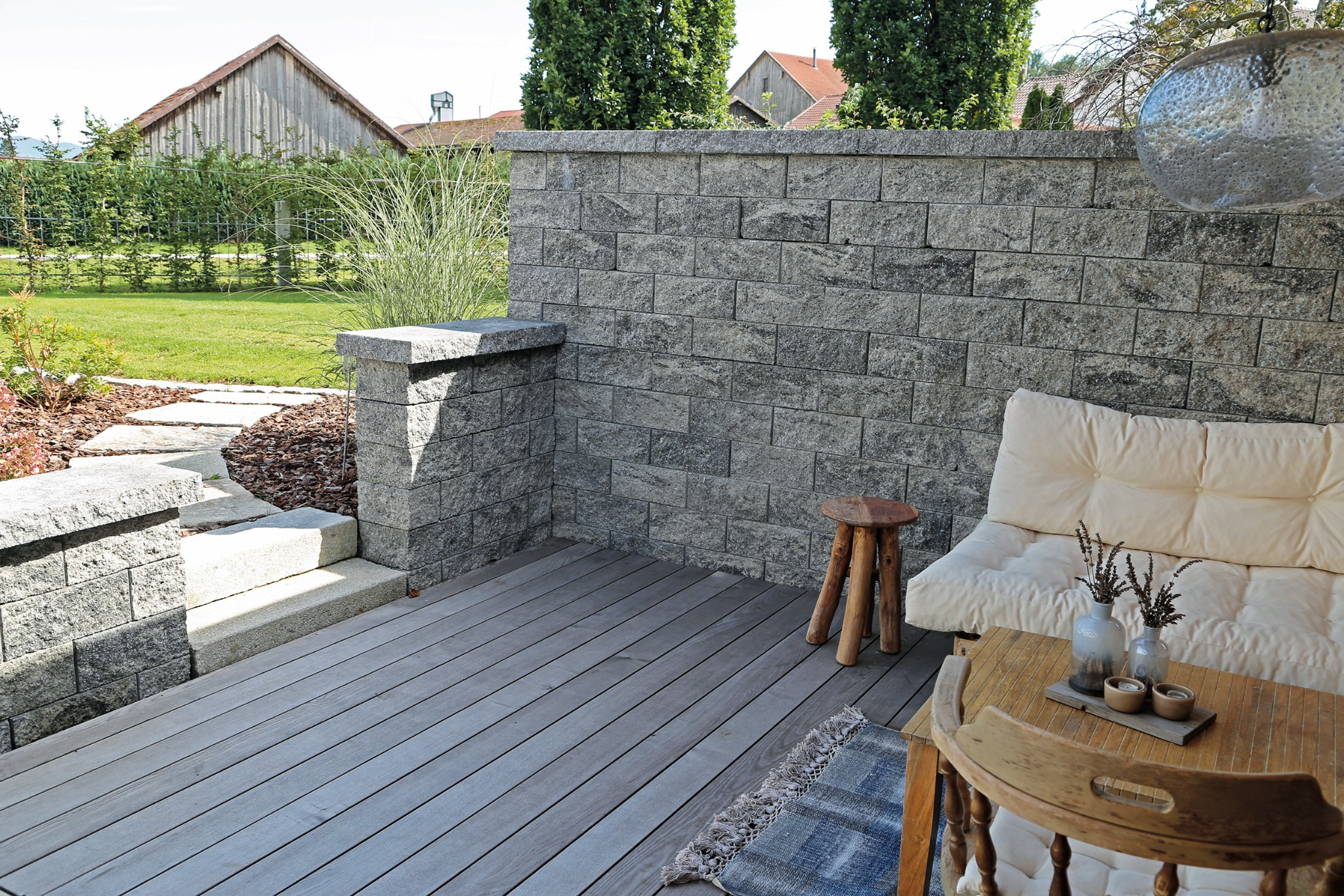 bachl-burghof-mauerblock-antik-betonstein-bruchstein-optik image 1